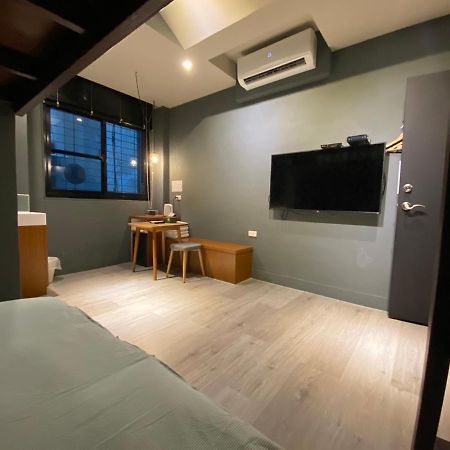 良文旅2館ryou Hotel Vintage - II Tainan Exterior photo